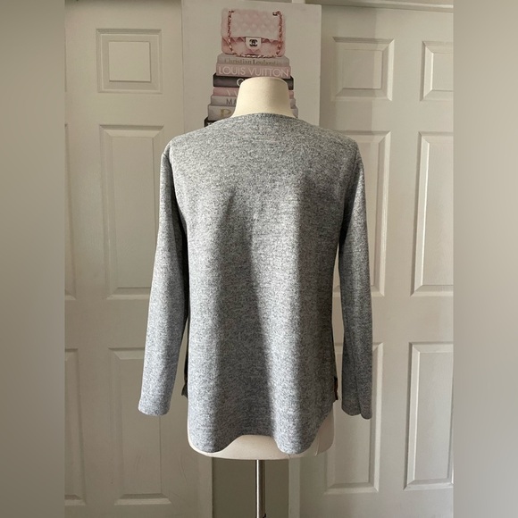 Venice Print Gray Long Sleeve Blouse - Picture 6 of 7